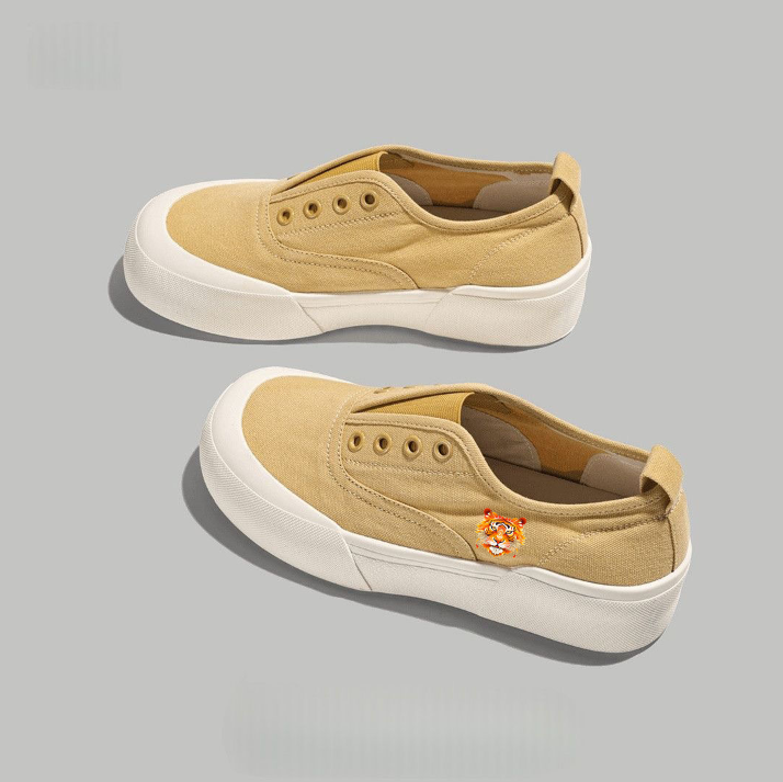Vibrant Tiger - Badge Platform Slip - Ons